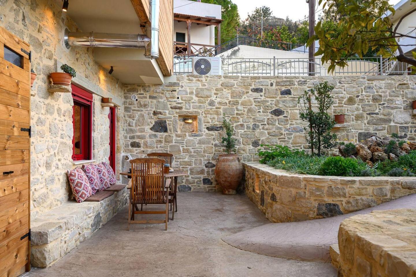 Physis Country House Near Matala Beach & Faistos Kouses Dış mekan fotoğraf