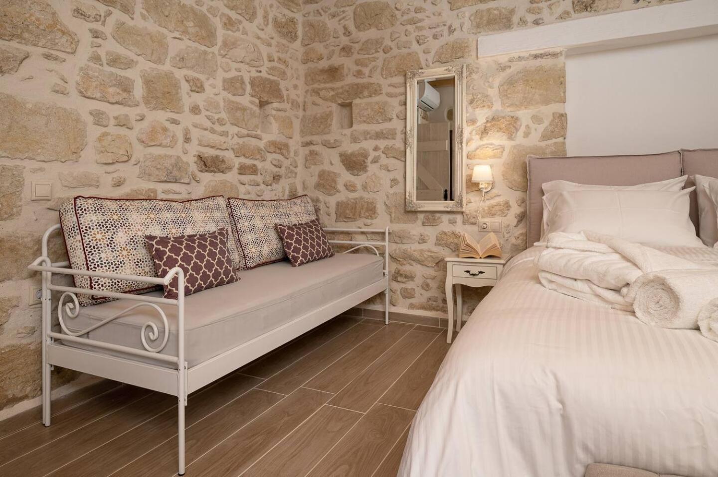 Physis Country House Near Matala Beach & Faistos Kouses Dış mekan fotoğraf