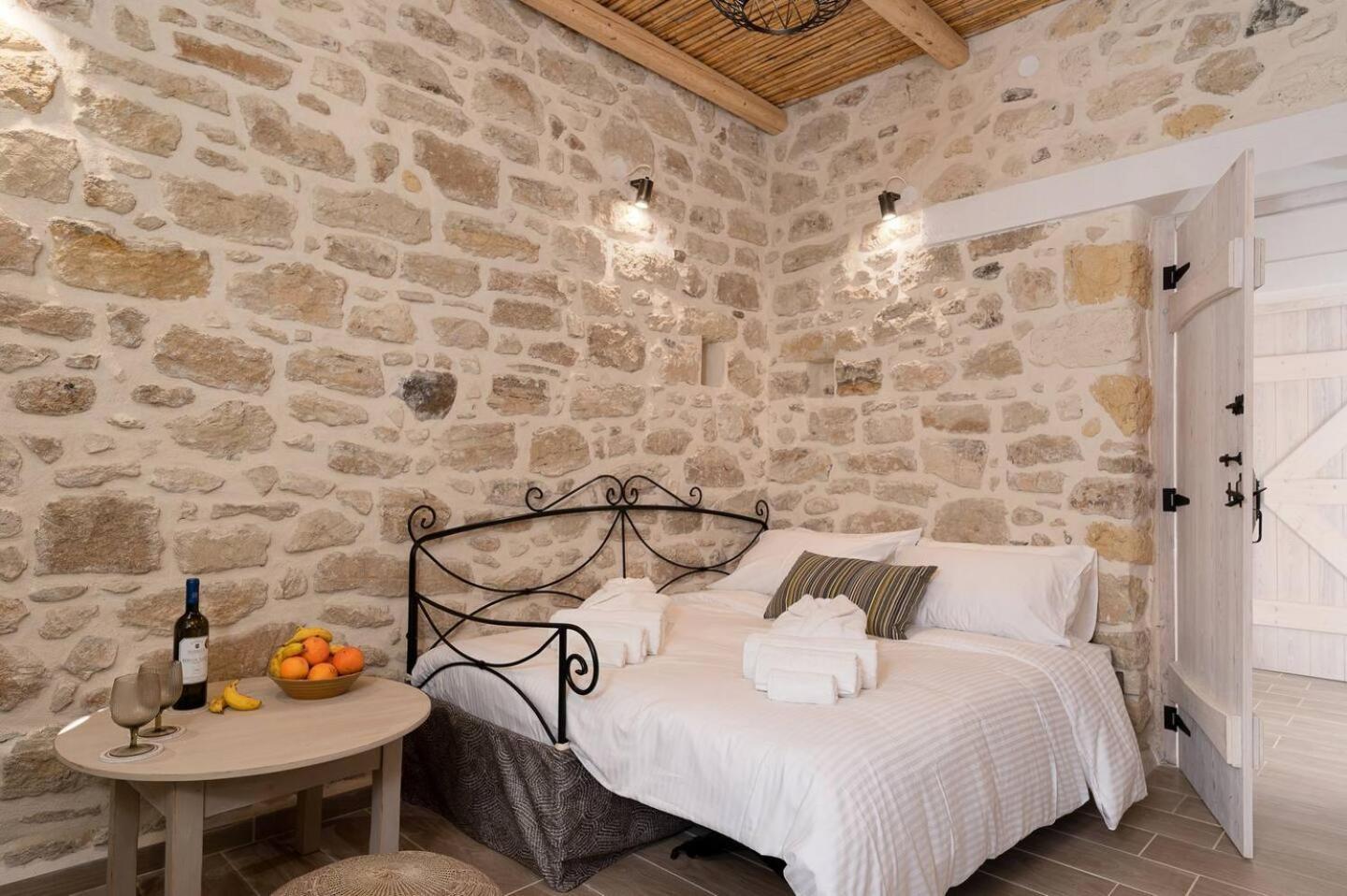Physis Country House Near Matala Beach & Faistos Kouses Dış mekan fotoğraf